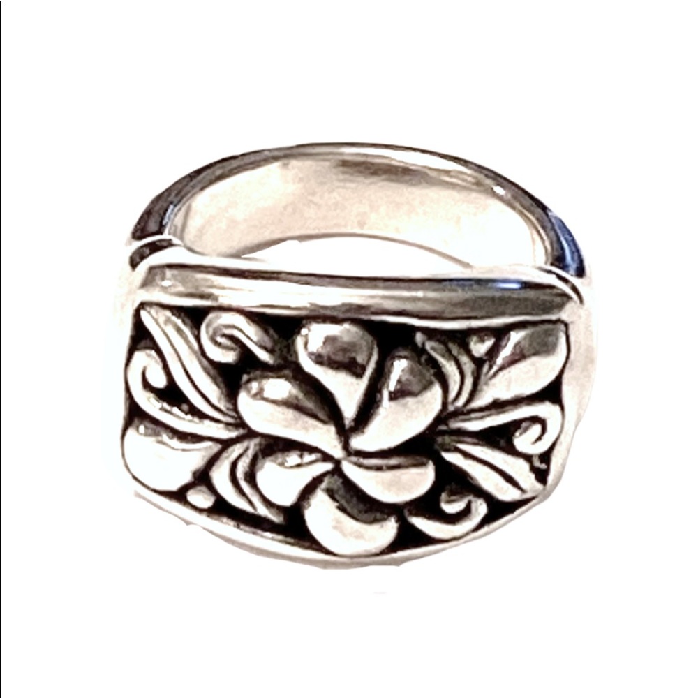 Sterling Silver Floral Engraved ring 925